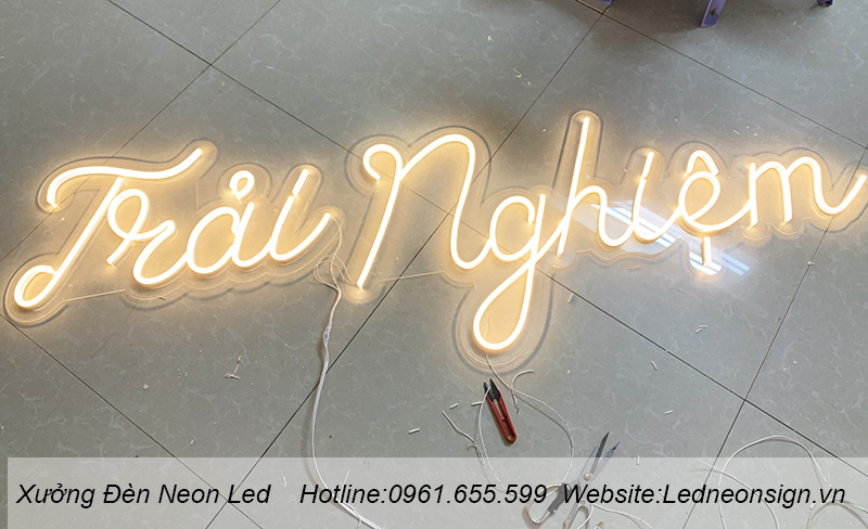 Thi công và thiết kế đèn neon flex ở Nam Từ Liêm Hà Nội 2