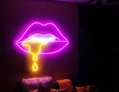 Tư vấn thi công thiết kế trang trí nhà bằng Led Neon Sign